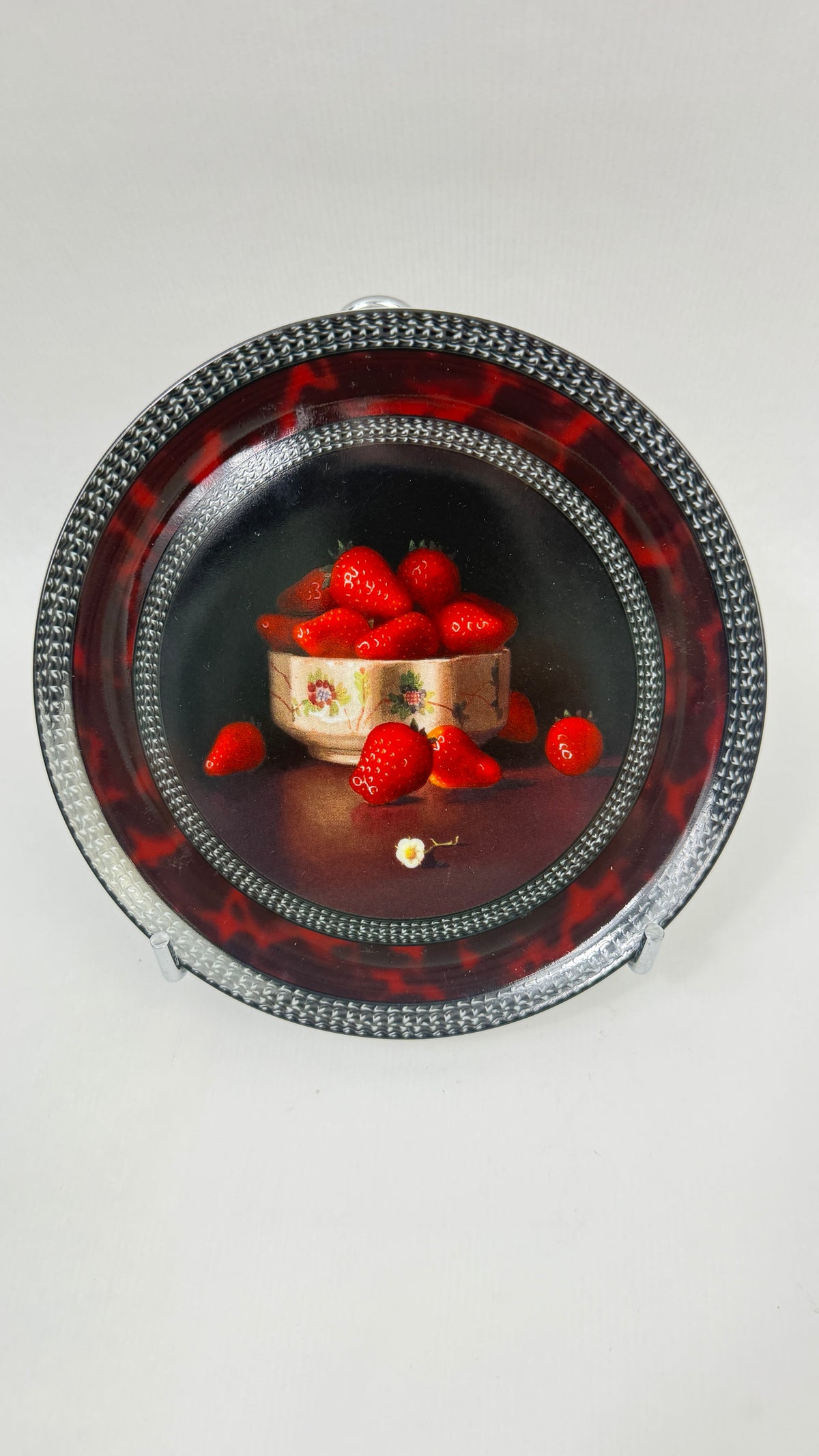 Bernardaud Limoges Ensemble « Fruits rouges » par Jean-Claude Chauray, 7 pièces