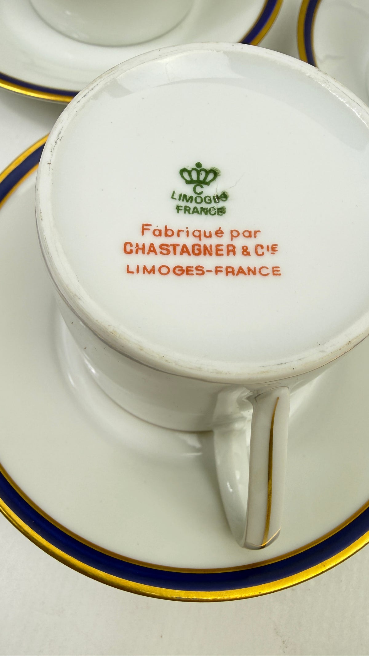 Service à café Limoges Chastagner blanc filet bleu et or