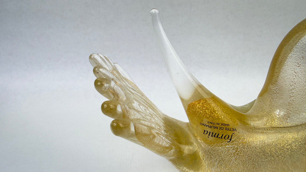 Paire de colombes en verre de Murano feuille d'or signées Formia