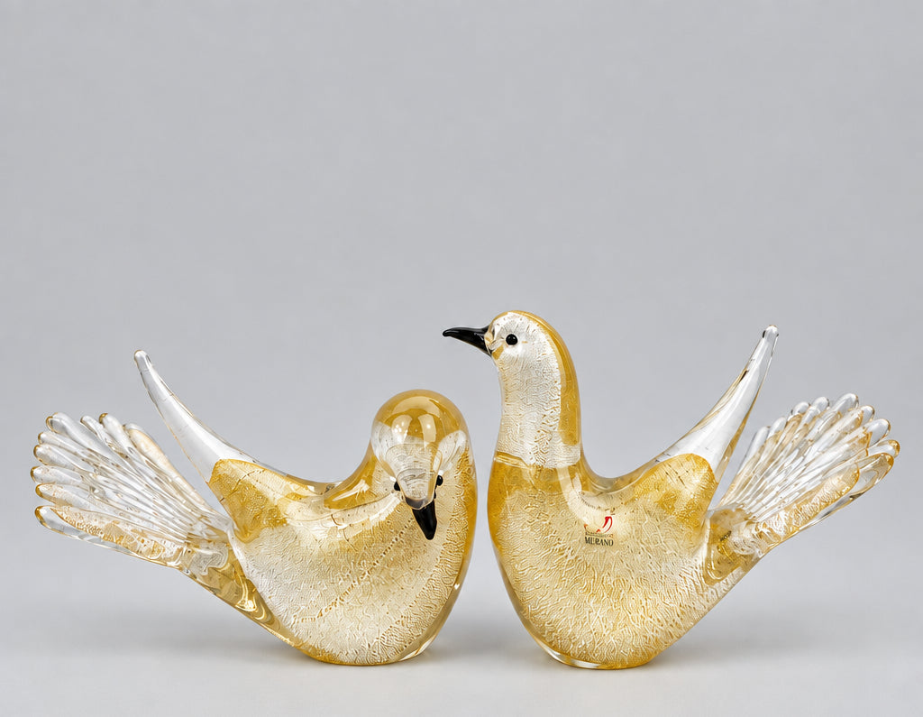 Paire de colombes en verre de Murano feuille d'or signées Formia