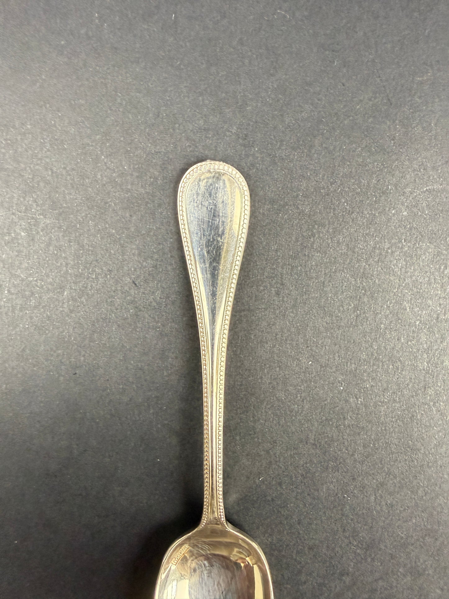 Christofle, suite de 9 cuillères à moka modèle perles