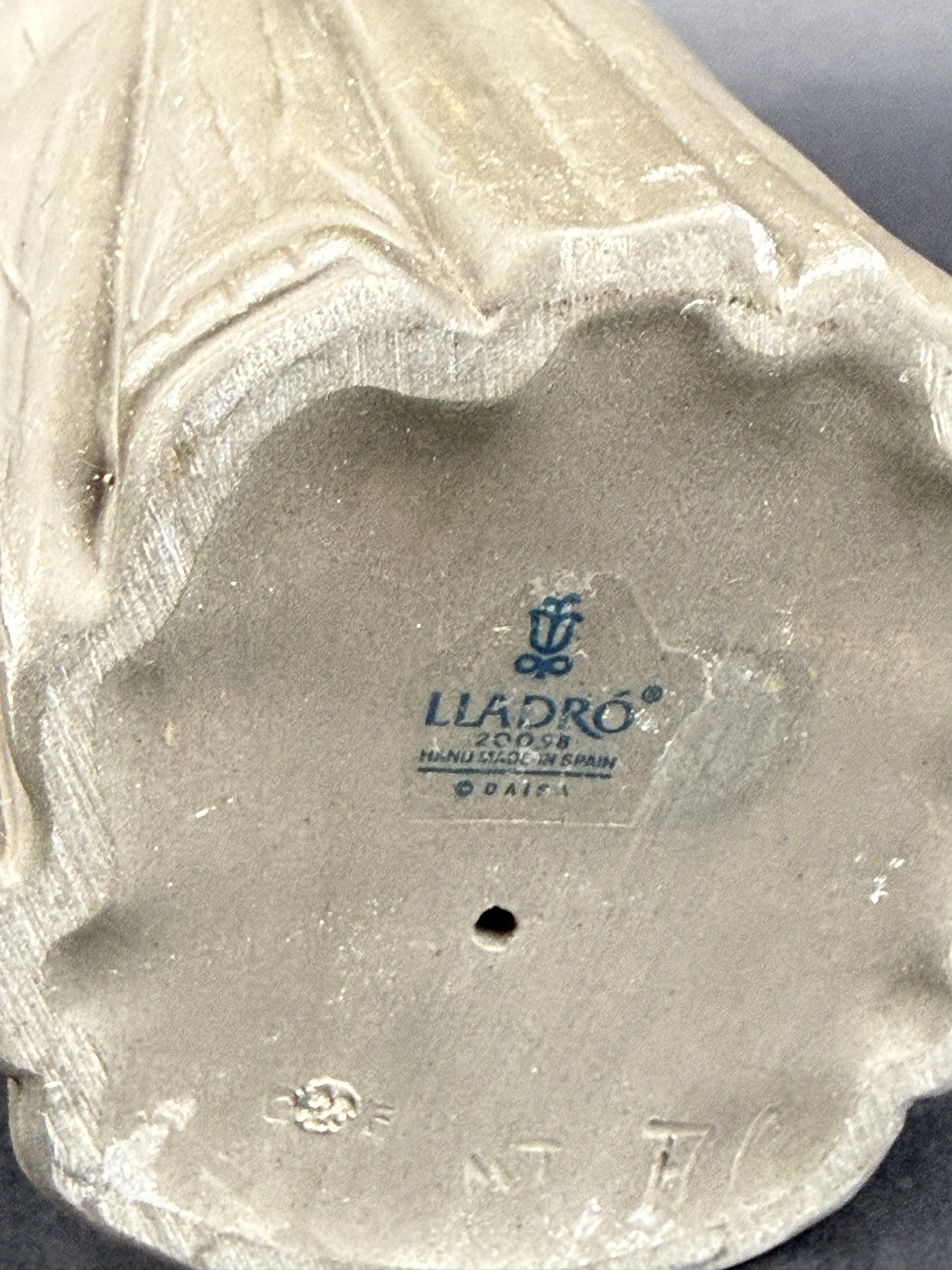 Lladro, monie en grès émaillé par José Roig