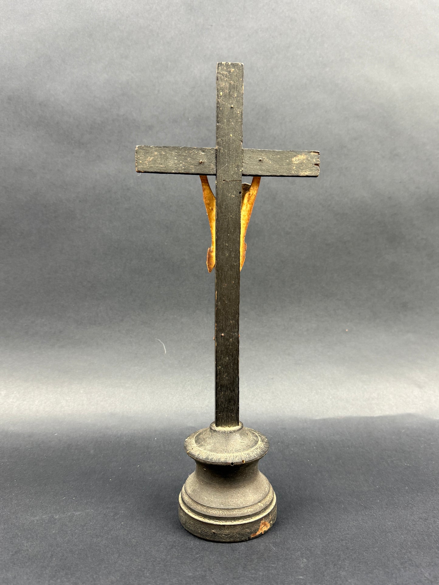 Crucifix janséniste en os