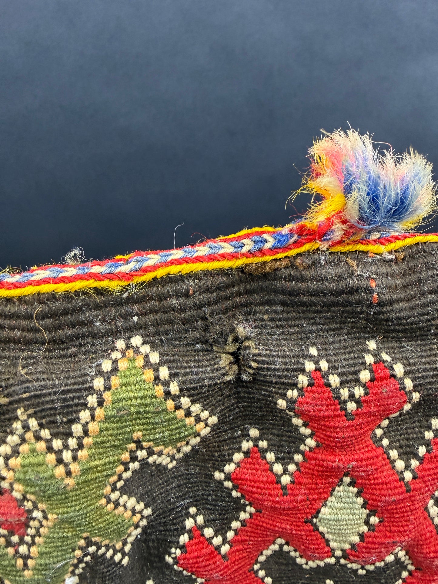 Ancien coussin berbère, Kilim