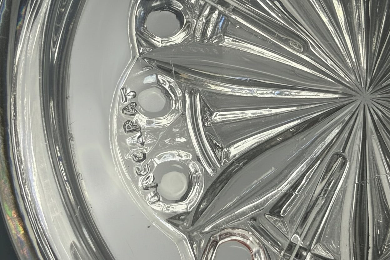 Baccarat, suite de deux dessous de bouteille