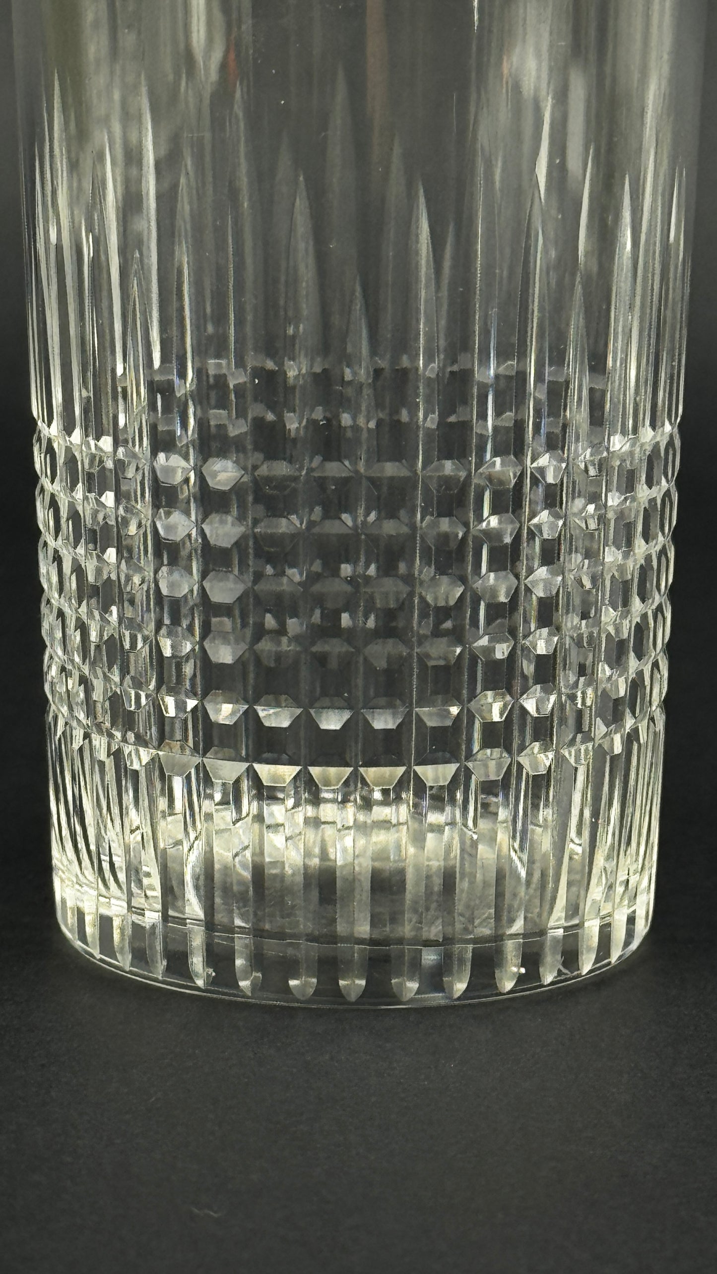 Baccarat, suite de 8 verres chopes, long-drink modèle Nancy