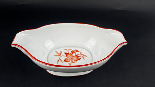 Saucière en porcelaine de Limoges, manufacture Haviland, modèle Sou-Tcheou.
