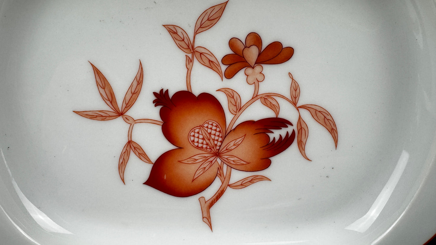 Paire de raviers navettes en porcelaine de Limoges, manufacture Haviland, modèle Sou-Tcheou.