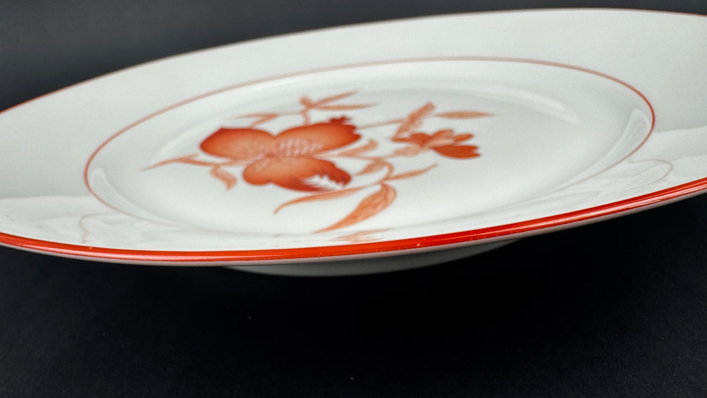 Grand plat en porcelaine de Limoges, manufacture Haviland, modèle Sou-Tcheou.