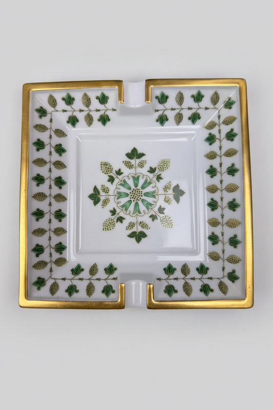 Haviland Limoges, grand cendrier en porcelaine modèle Matignon
