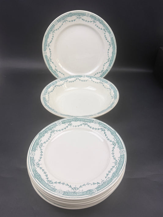 Moulin des Loups & Hamage, suite d'assiettes et plats modèle Provence