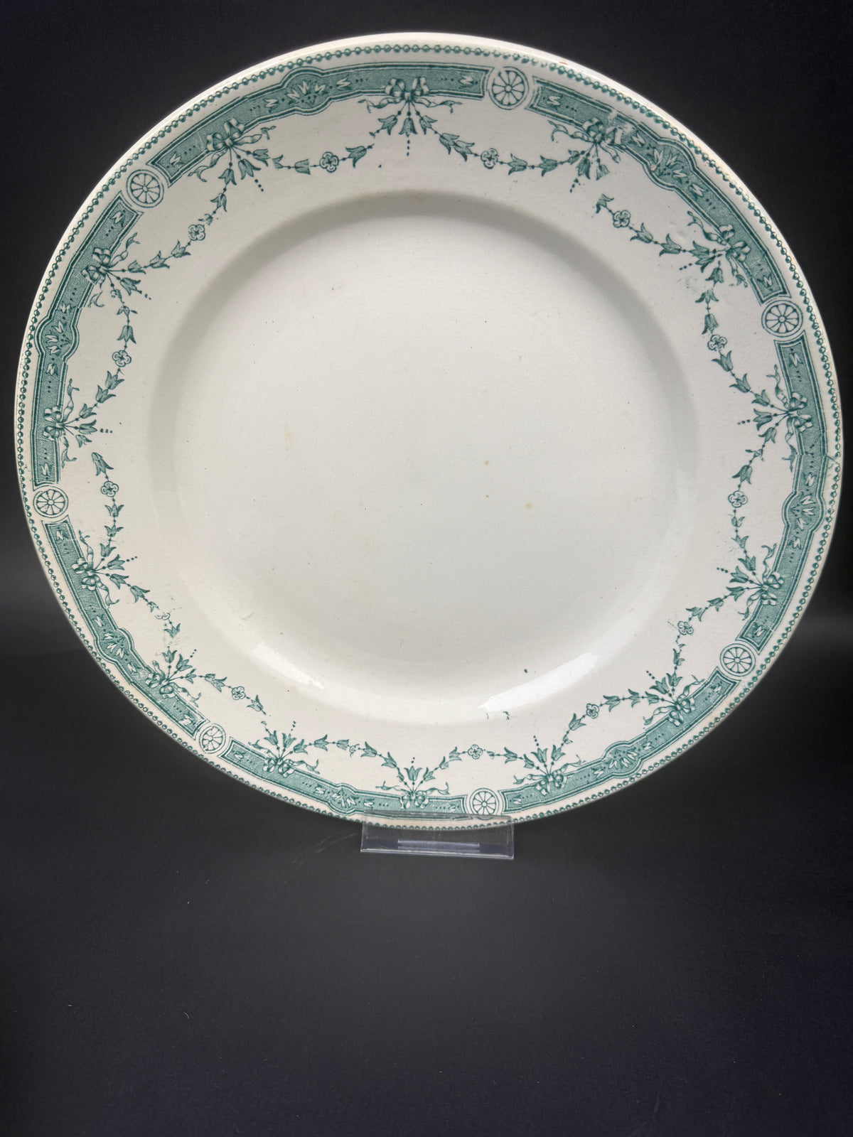 Moulin des Loups & Hamage, suite d'assiettes et plats modèle Provence