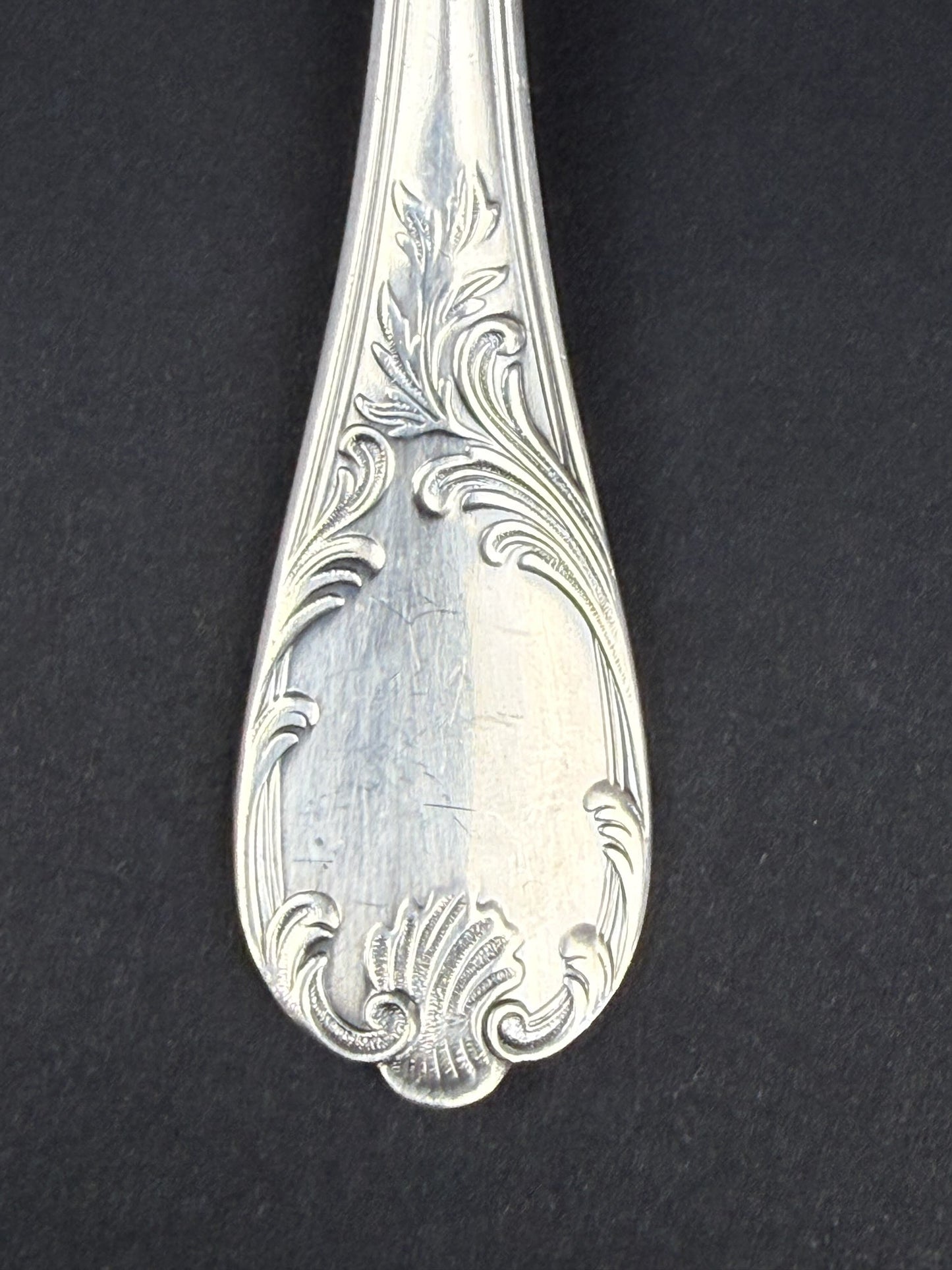 Christofle, rare cuillère à moutarde ou louche à sucre en métal argenté modèle Marly