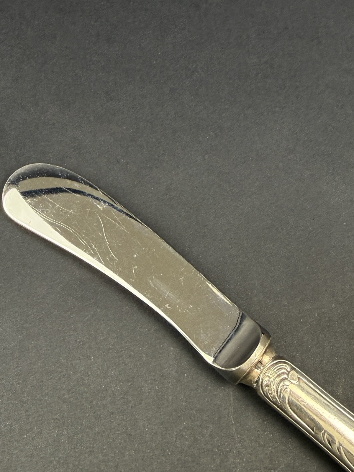 Christofle, tartineur, couteau à beurre en métal argenté modèle Marly