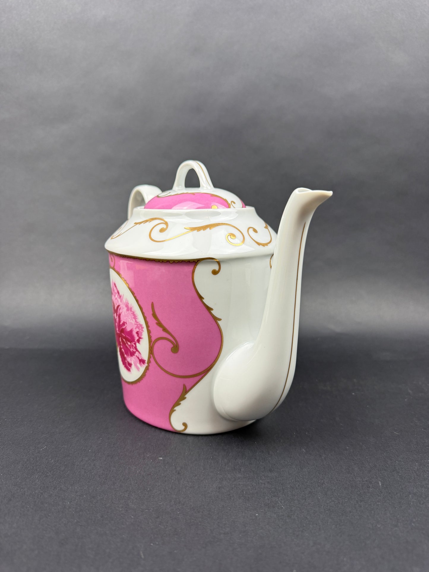 Christian Lacroix, théière en porcelaine modèle Follement
