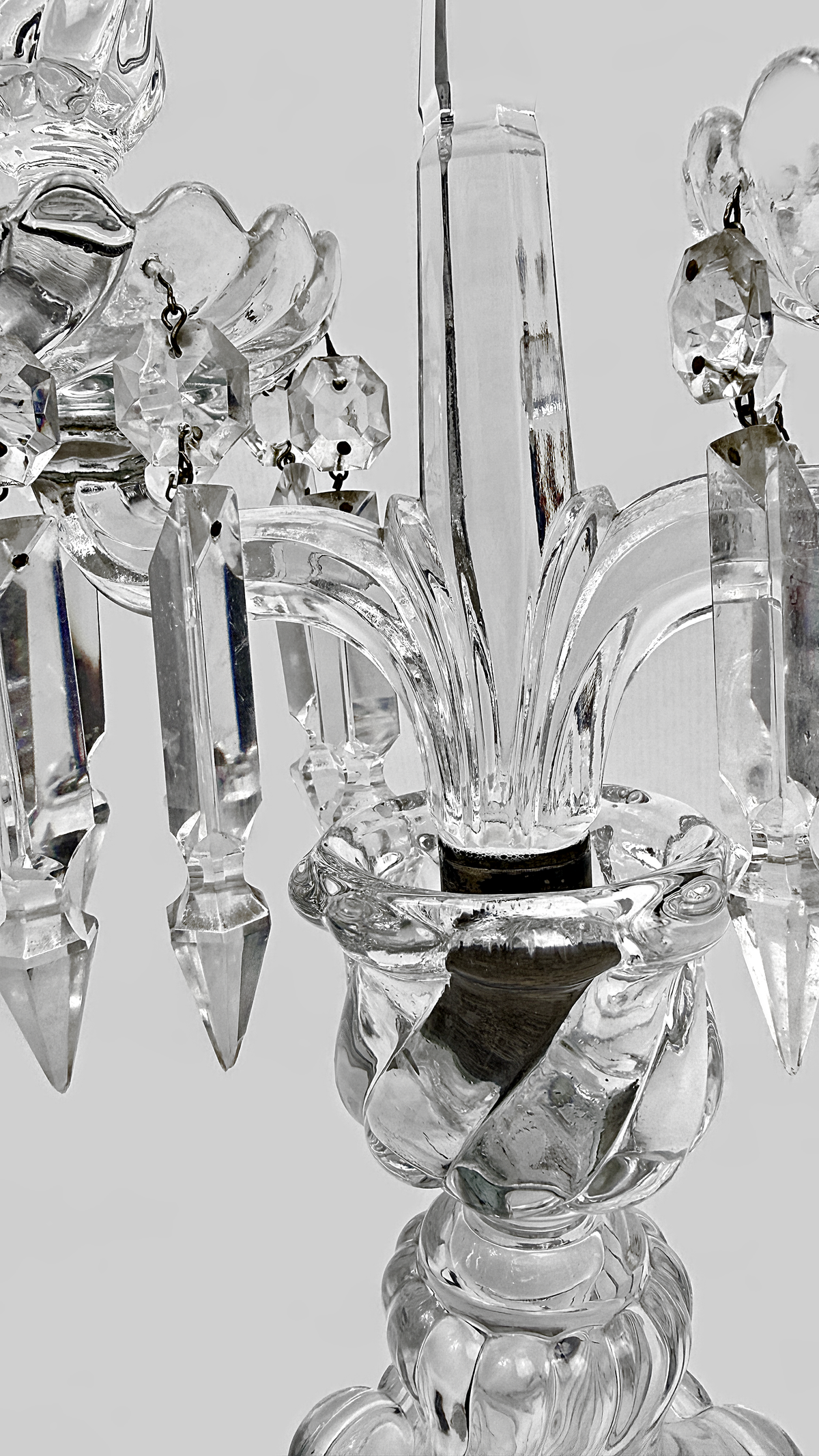 Baccarat, paire de girandoles à deux lumières, modèle Bambou Tors