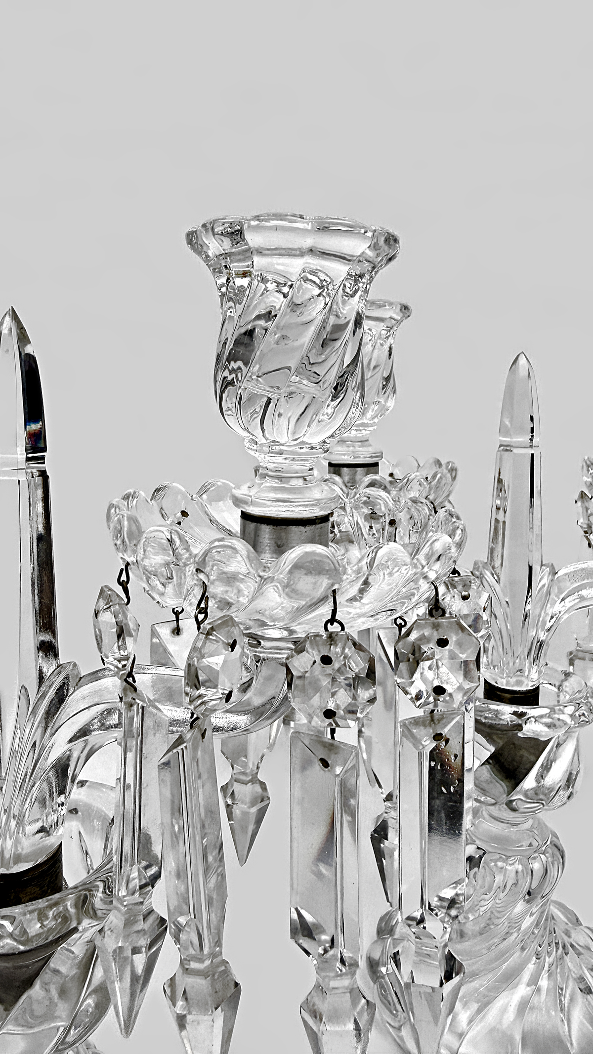 Baccarat, paire de girandoles à deux lumières, modèle Bambou Tors