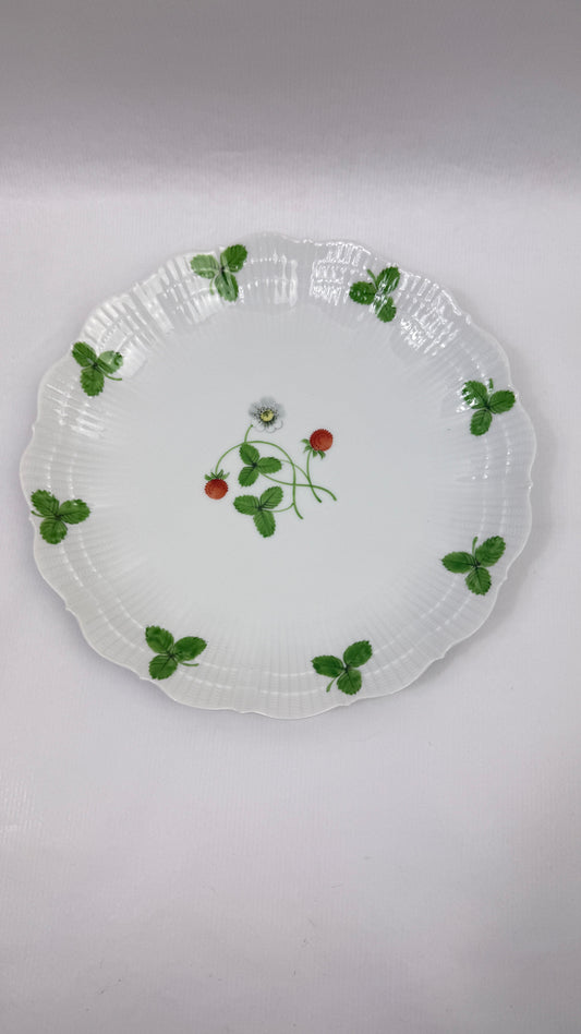 6 assiettes plates 25 cm porcelaine de Limoges Giraud, décor fraises des bois peint main Le Chambrelain