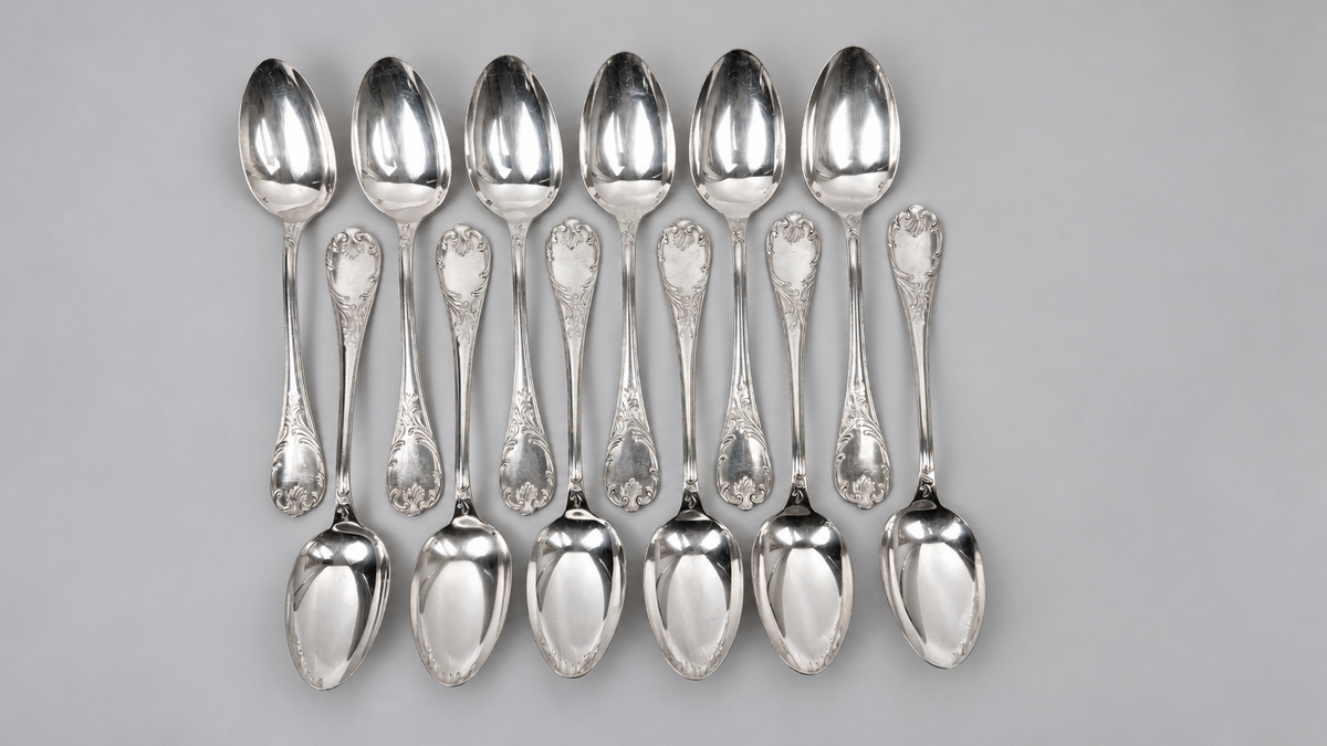 Ensemble de 12 cuillères à soupe Christofle Marly en métal argenté