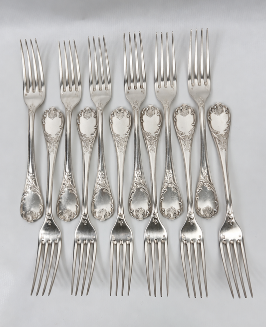 Ensemble de 12 fourchettes de table Christofle Marly en métal argenté