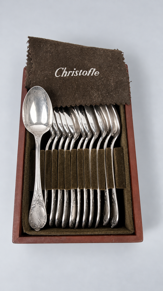 Douze cuillères Christofle Marly dans leur coffret d’origine
