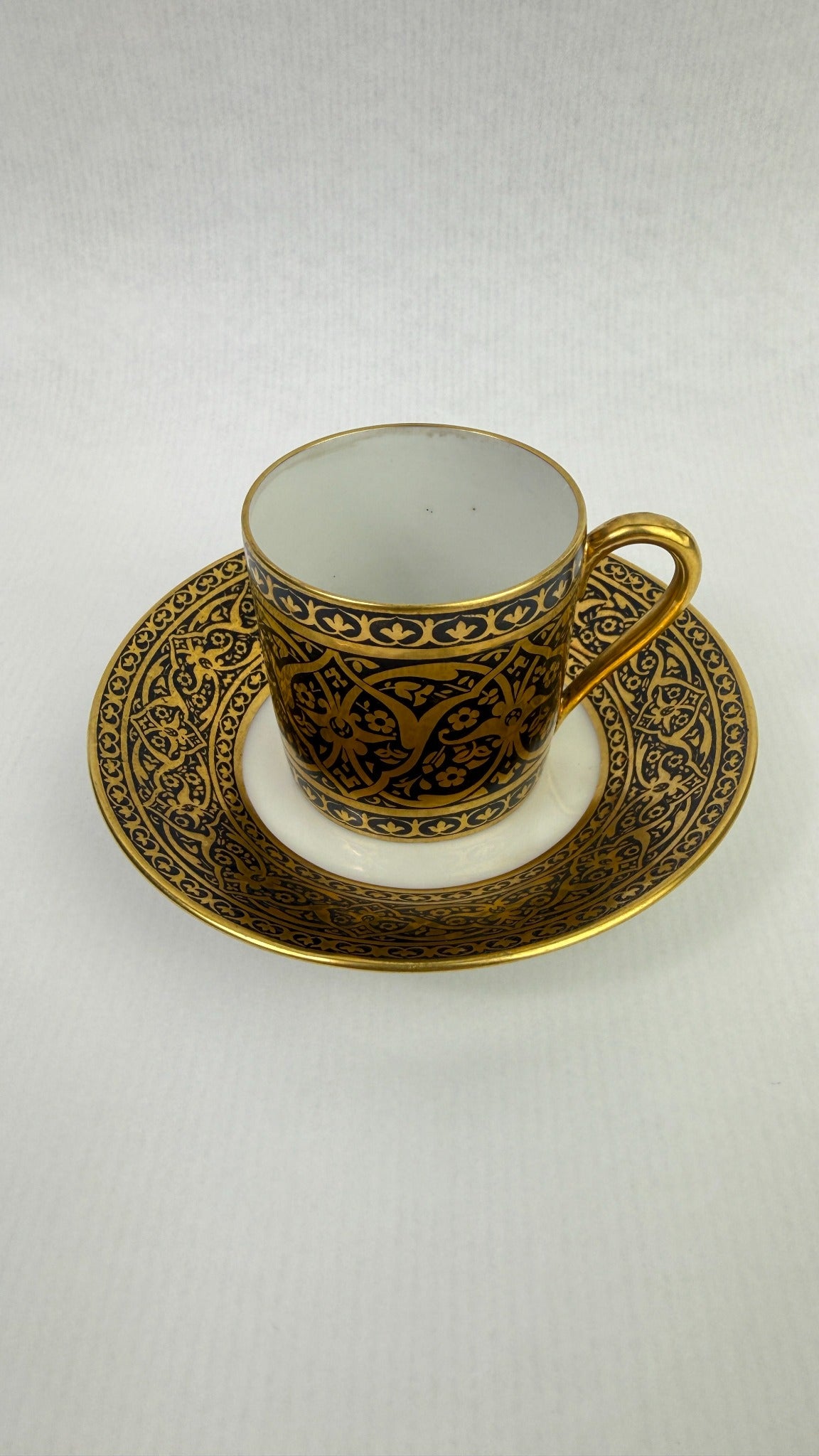 Tasse et soucoupe F. Legrand & Cie Limoges, photographie 2