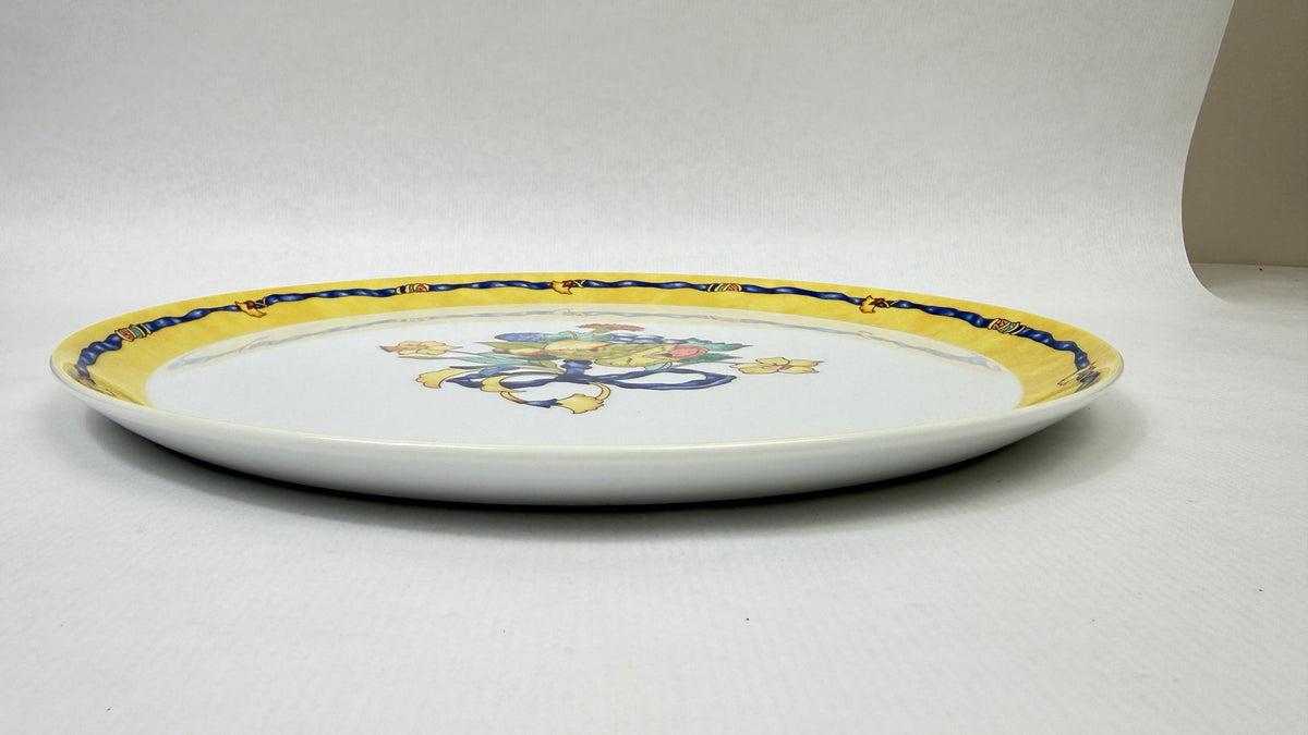 Bernardaud Limoges – Plat à tarte modèle Borghèse jaune, fruits et ruban bleu – 31,5 cm