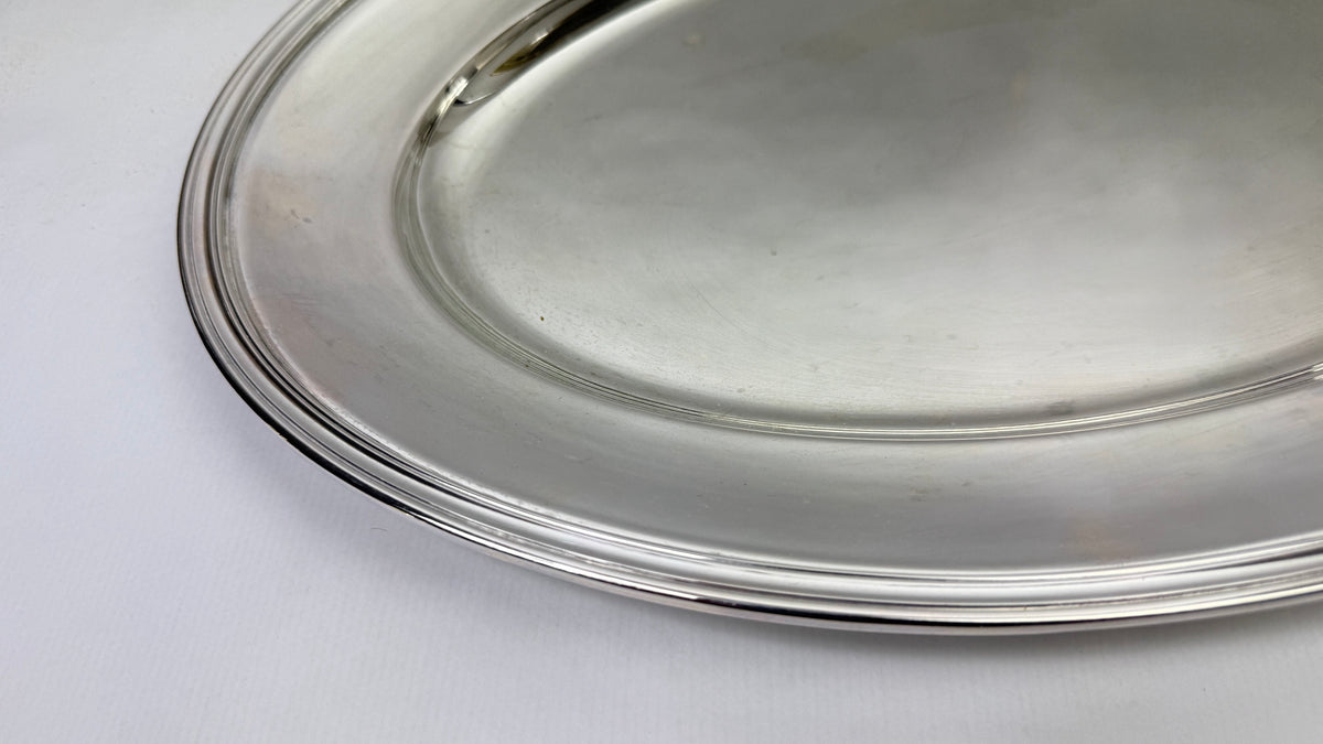 Christofle – Grand plat ovale en métal argenté à filets, avec housse et boîte d'origine – 45 cm