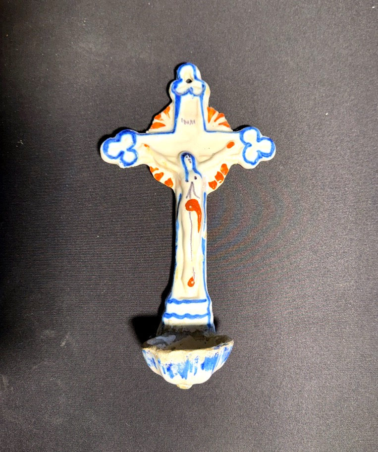 Bénitier de chevet en céramique émaillée polychrome, Martres-Tolosane, Auvillar – vue 2